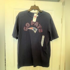 NFL Men's Dark Blue 'Go Pats' T-Shirt